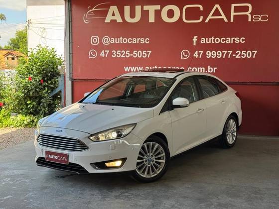 FORD FOCUS 2.0 TITANIUM PLUS SEDAN 16V FLEX 4P POWERSHIFT